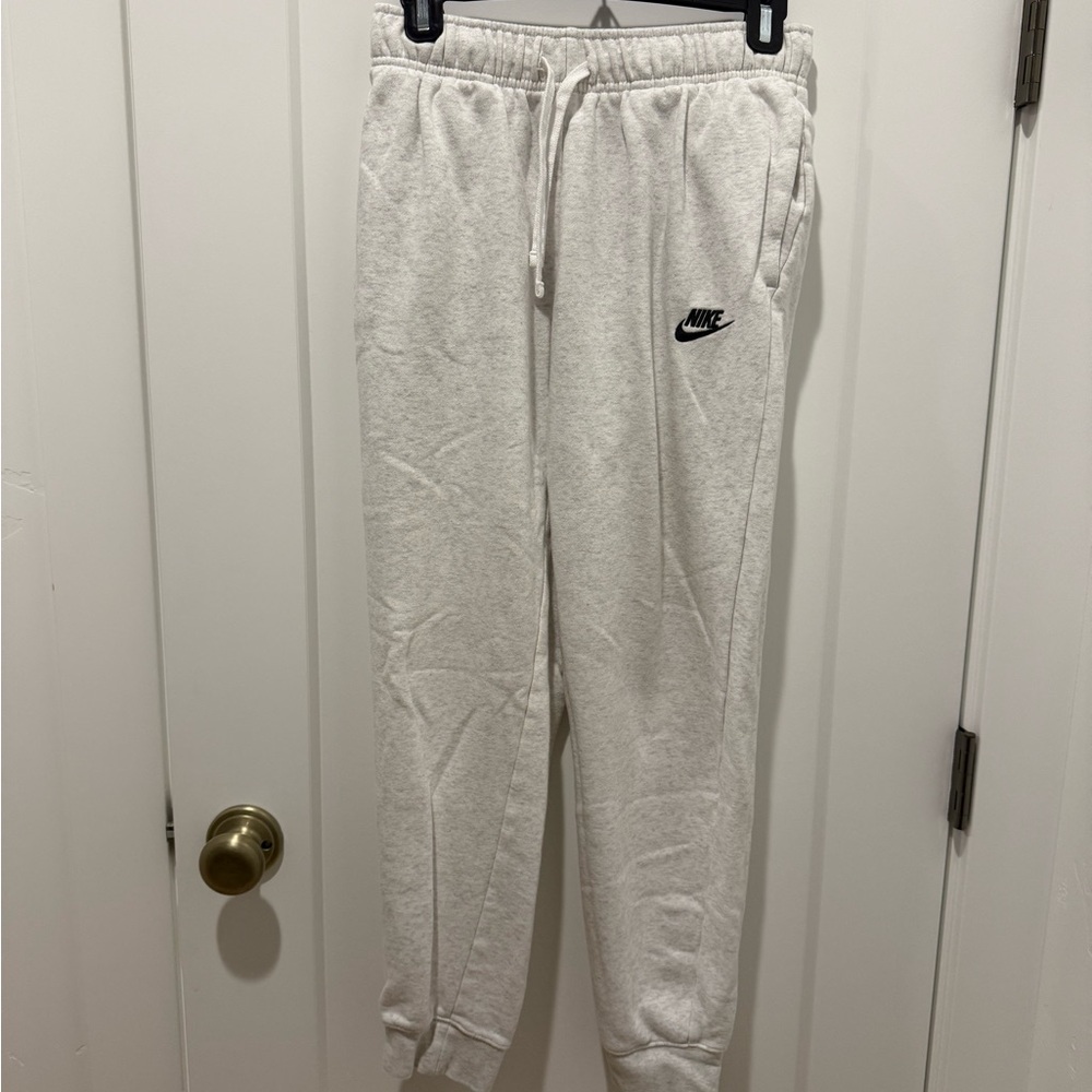 Nike Women's  Light Gray Sweatpants